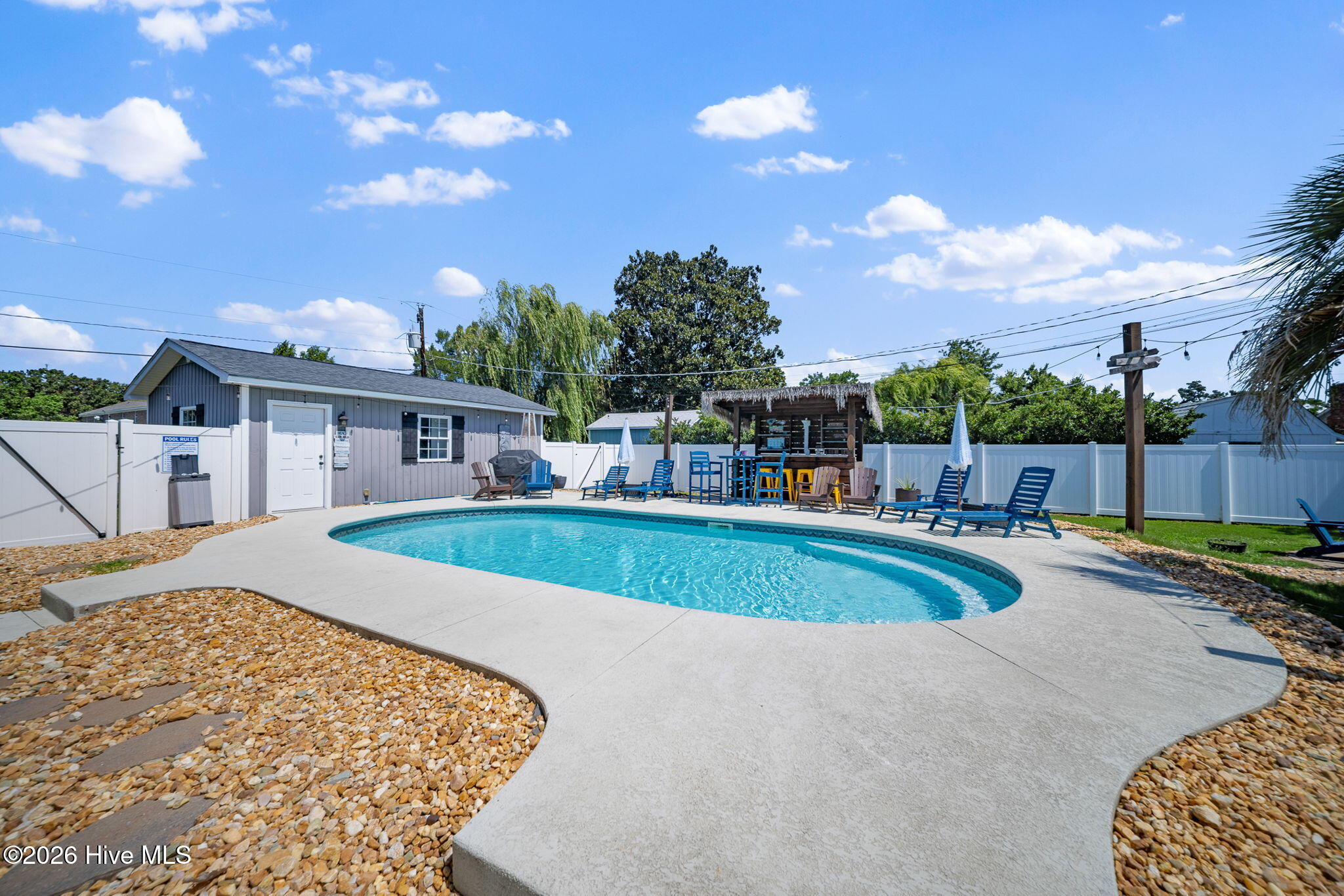 716 Hamlet Avenue
