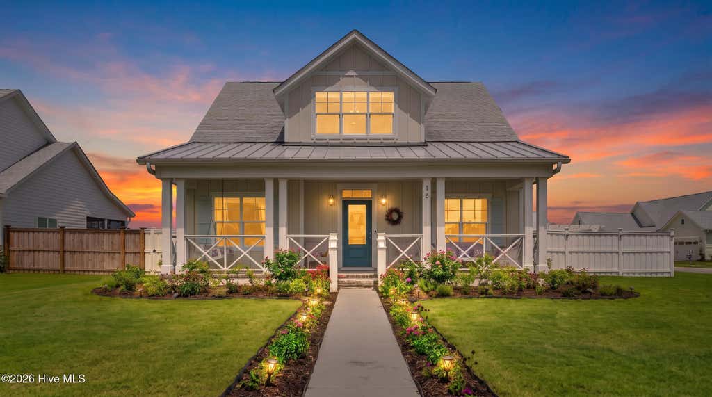 Photo of 16 W Singing Avenue, Hampstead, NC 28443 (MLS # 100594916)