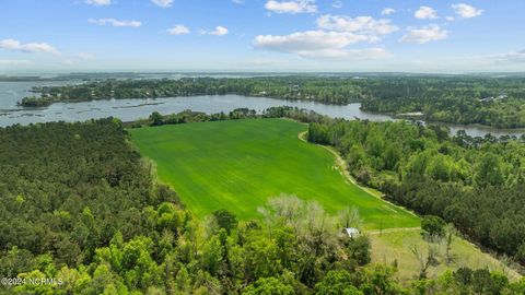 Tiny photo for 517 Queens Creek Road, Hubert, NC 28539 (MLS # 100542298)