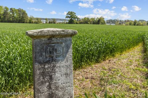 Tiny photo for 517 Queens Creek Road, Hubert, NC 28539 (MLS # 100542298)