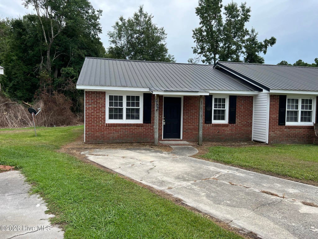 Photo of 1711 Wine Press Court, Midway Park, NC 28544 (MLS # 100605045)