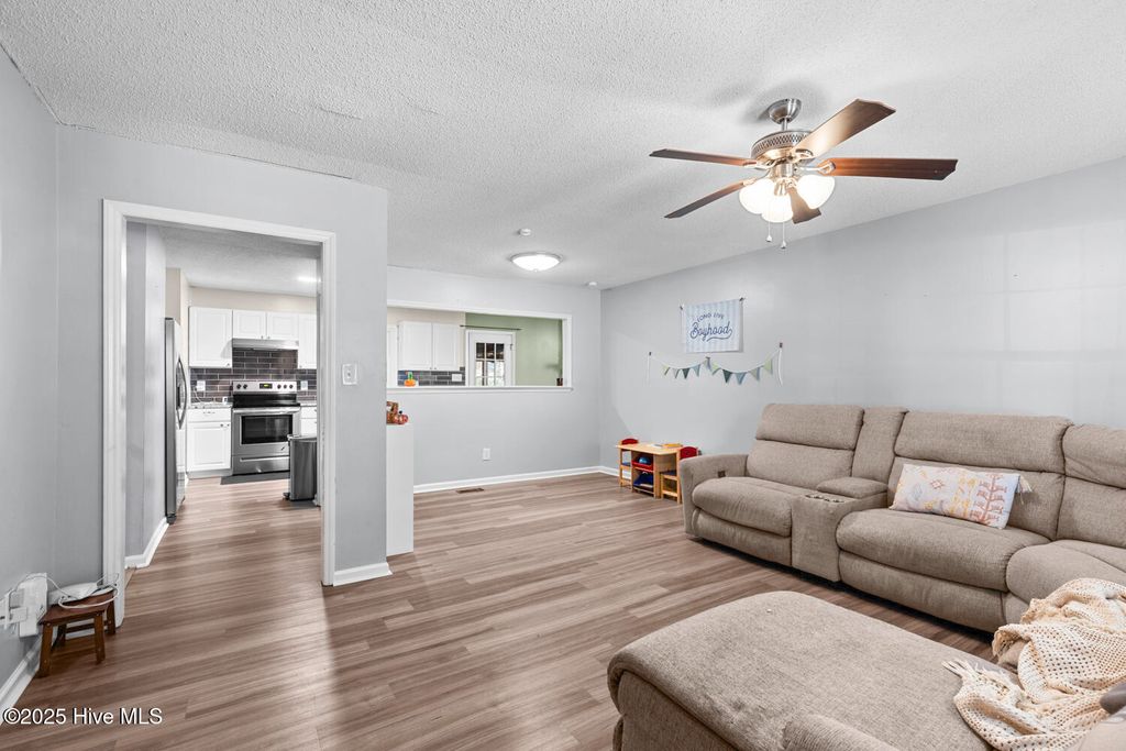 Photo of 909 Gattis Road, Jacksonville, NC 28546 (MLS # 100542574)