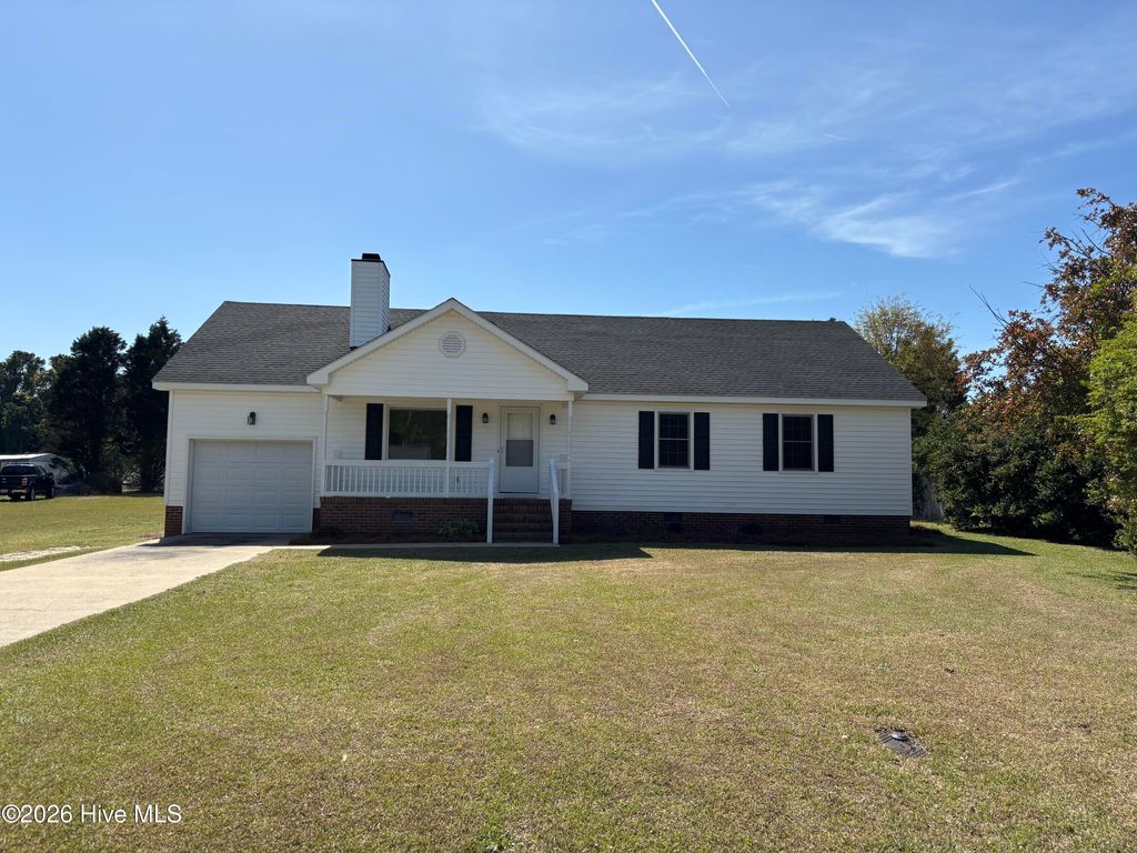 Photo of 110 N Pointe Drive, Goldsboro, NC 27530 (MLS # 100566033)