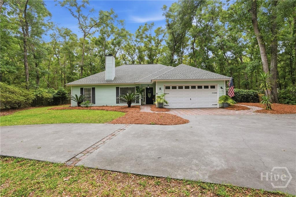 Photo of 1810 Belle Island Road, Richmond Hill, GA 31324 (MLS # SA355980)