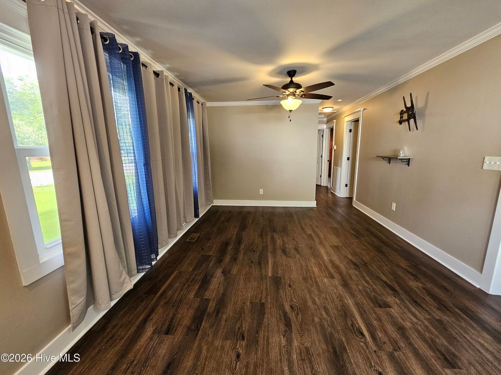 Photo of 16 White Oak Street, Jacksonville, NC 28540 (MLS # 100568285)