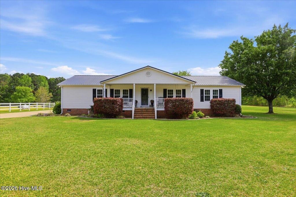 Photo of 143 Ole Vineyard Road, Goldsboro, NC 27530 (MLS # 100566435)