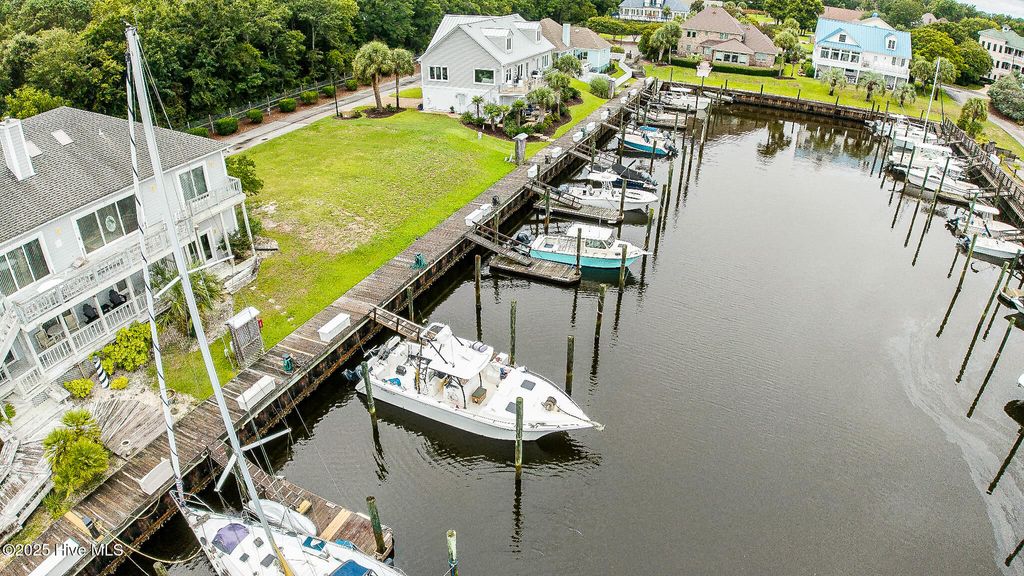 Photo of 911 Radnor Road, Wilmington, NC 28409 (MLS # 100524277)