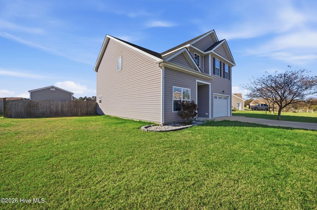 Photo of 215 Laurel Woods Way, Currituck, NC 27929 (MLS # 100561455)