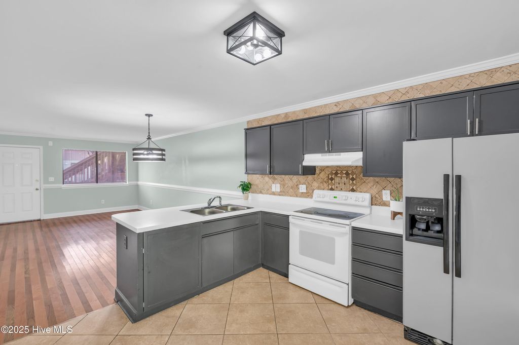 Photo of 522 S Kerr Avenue #Apt 77, Wilmington, NC 28403 (MLS # 100542371)