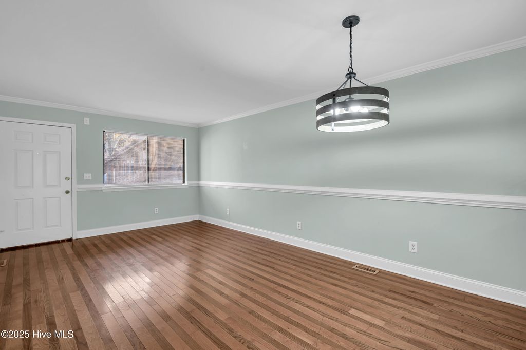 Photo of 522 S Kerr Avenue #Apt 77, Wilmington, NC 28403 (MLS # 100542371)