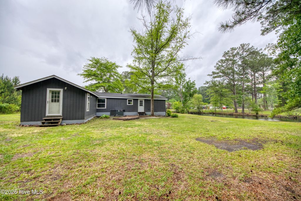 Photo of 554 Dark Oak Street SW, Shallotte, NC (MLS # 100572695)