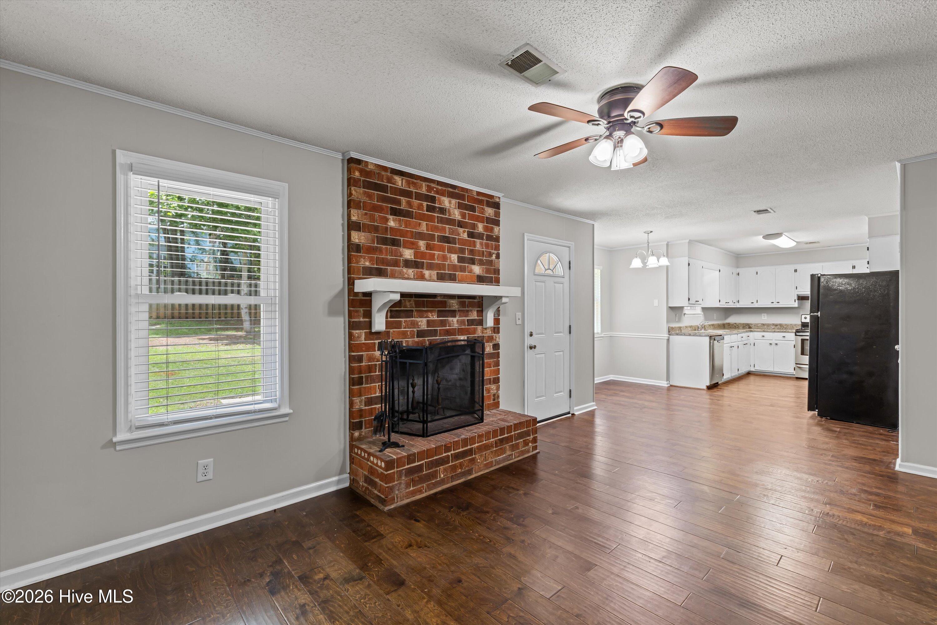 4345 Roswell Drive