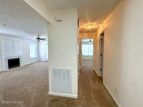 Tiny photo for 902 Litchfield Way #E, Wilmington, NC 28405 (MLS # 100577750)