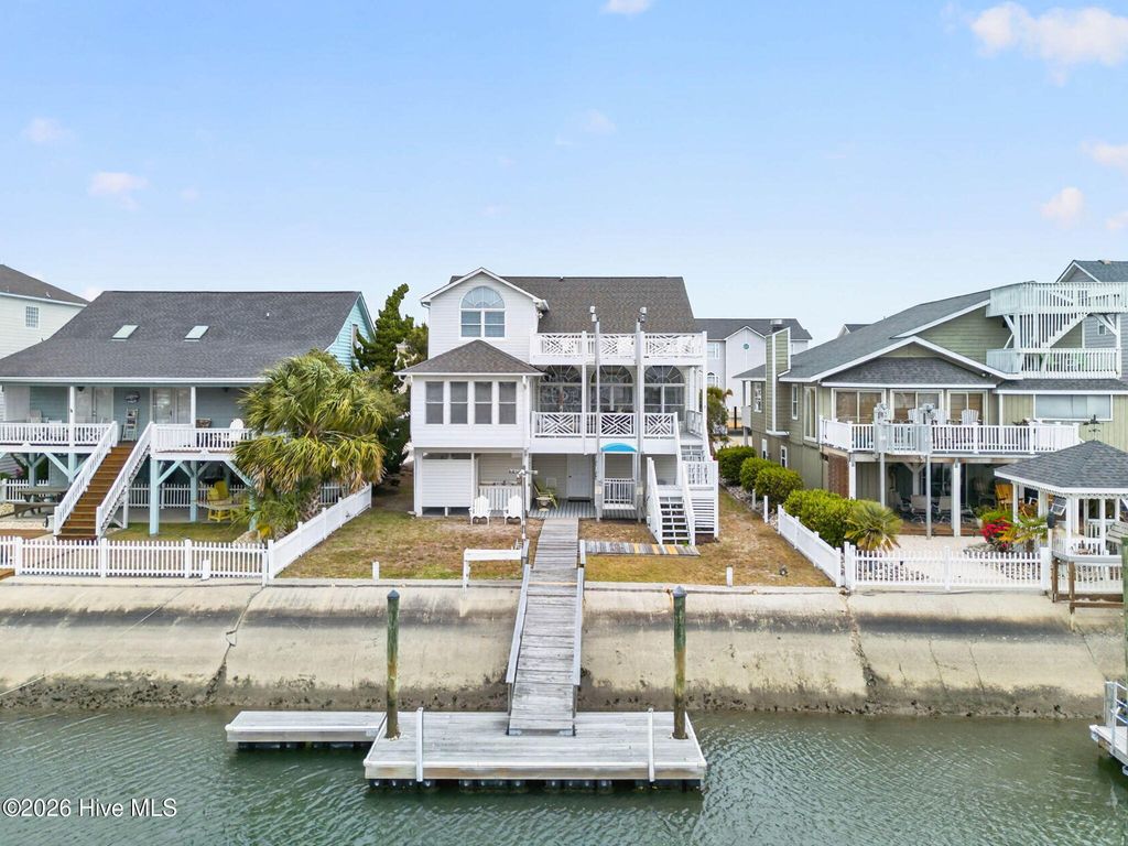Photo of 33 Raeford Street, Ocean Isle Beach, NC 28469 (MLS # 100570658)