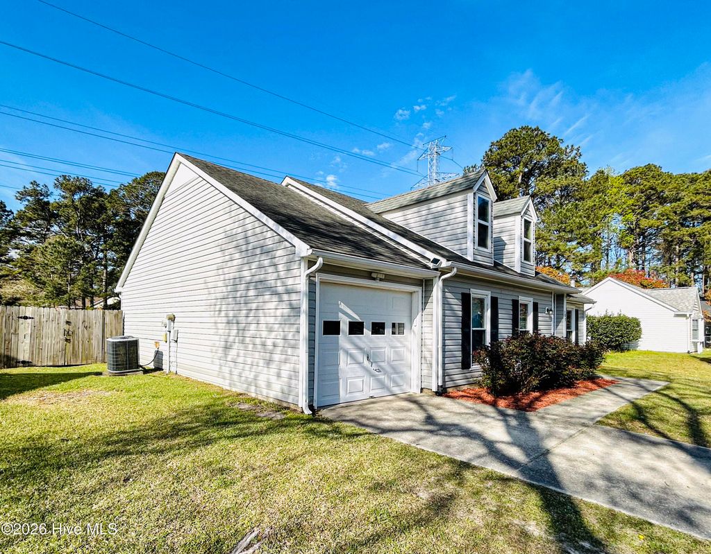 Photo of 107 Wedgewood Drive, Jacksonville, NC 28546 (MLS # 100563583)