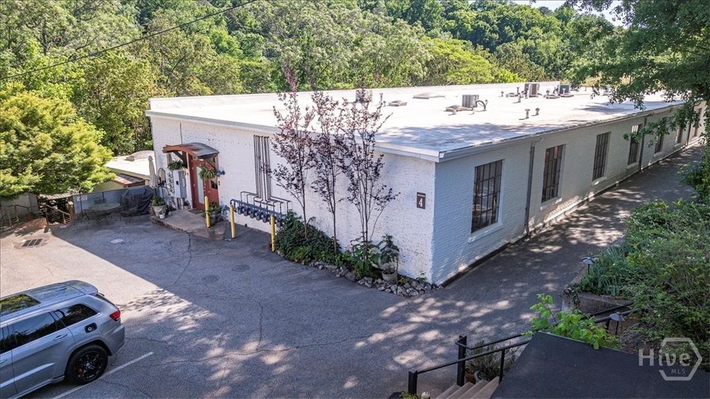 Photo of 585 White Circle #402, Athens, GA 30605 (MLS # CL354982)