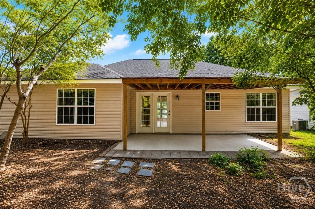 Photo of 121 W Tisbury Lane, Pooler, GA 31322 (MLS # SA361945)