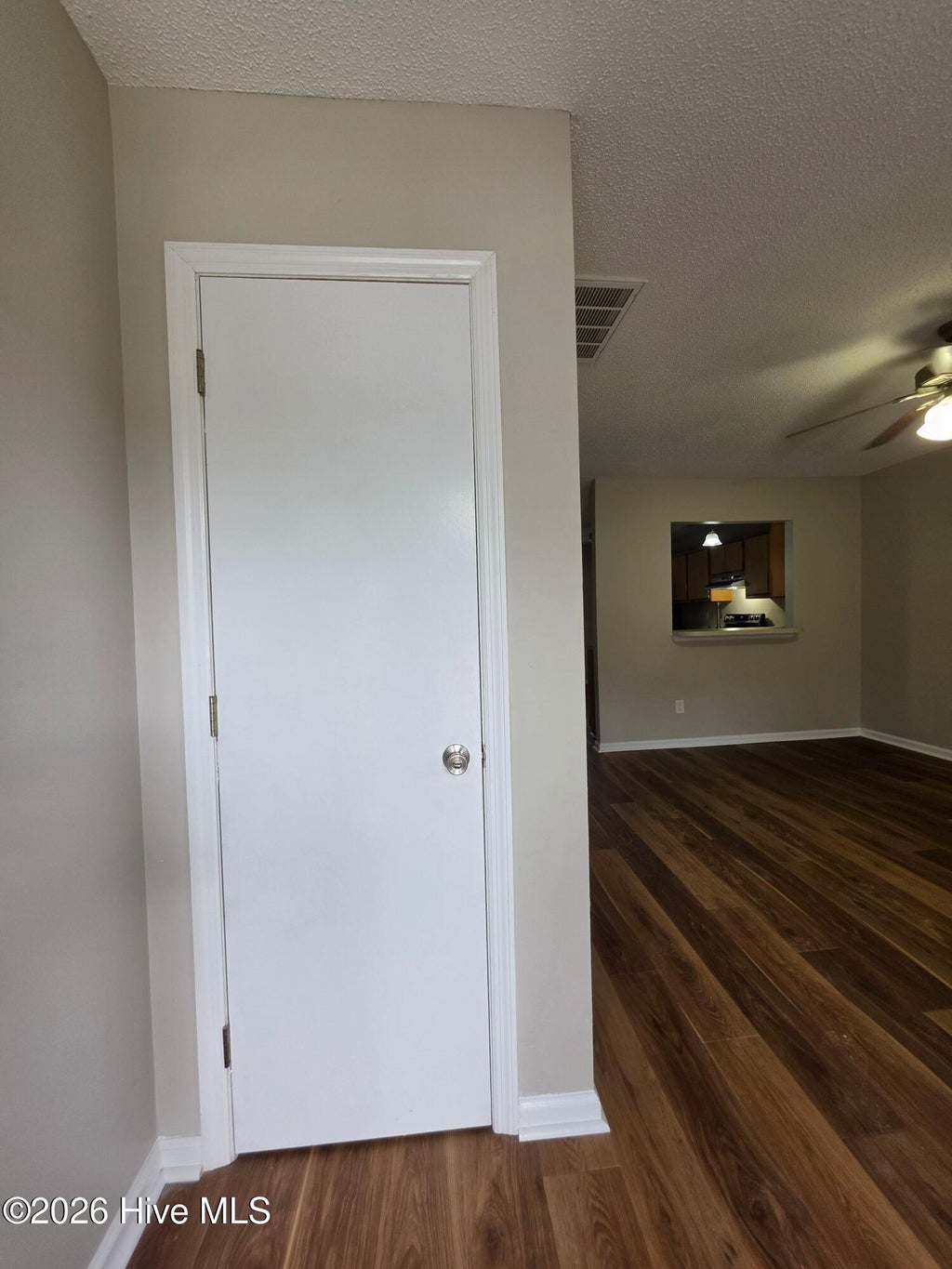 Photo of 1118 Pueblo Drive, Jacksonville, NC 28546 (MLS # 100593898)