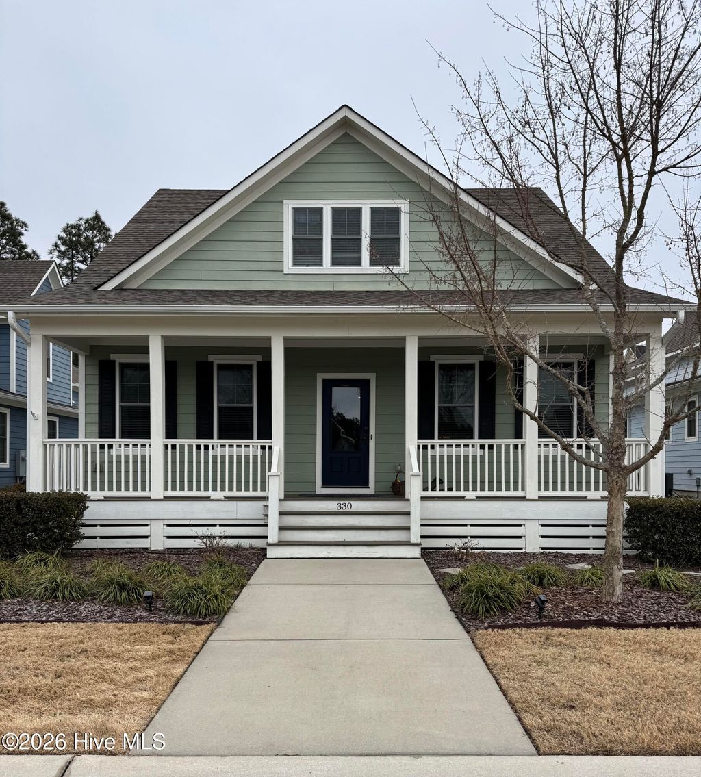 Photo of 330 Manning Square, Southern Pines, NC 28387 (MLS # 100553565)