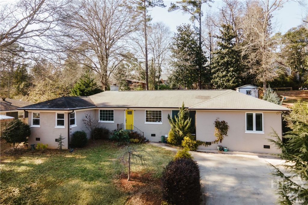 Photo of 150 Gran Ellen Dr, Athens, GA 30606 (MLS # CL349007)