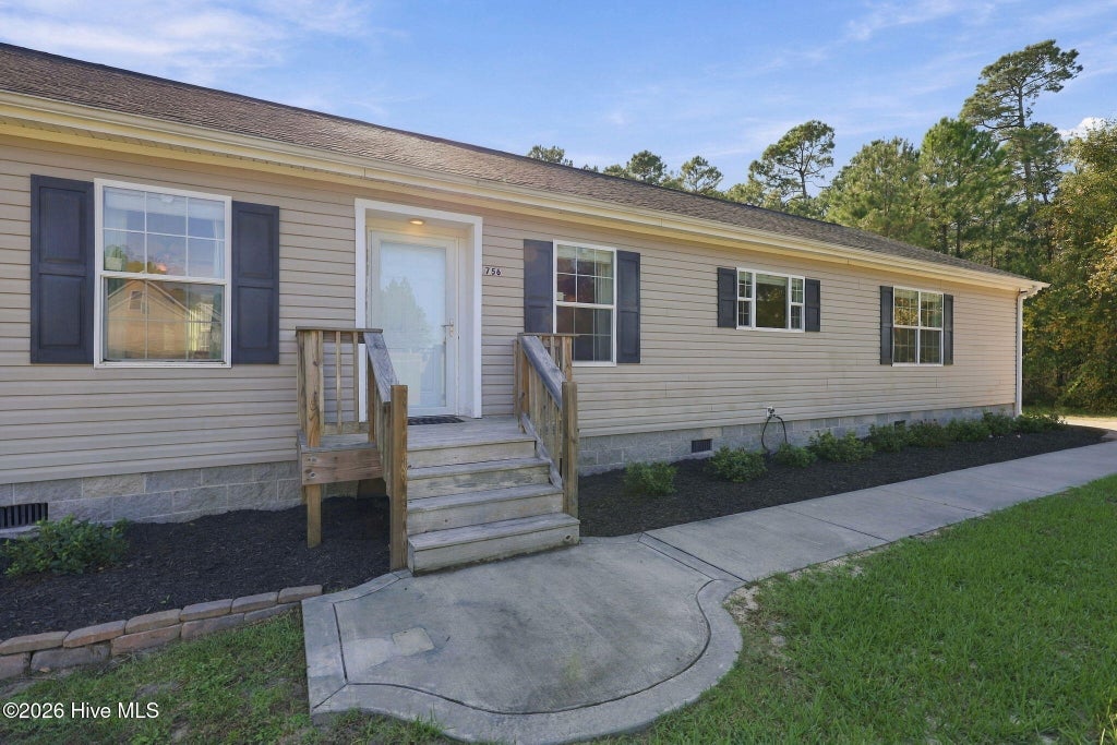 Photo of 756 Ridgecrest Lane, Rocky Point, NC 28457 (MLS # 100603928)