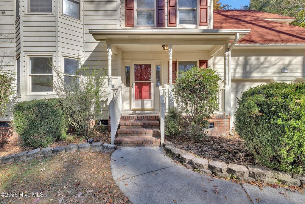 Photo of 107 Dockside Drive, Jacksonville, NC 28546 (MLS # 100572474)