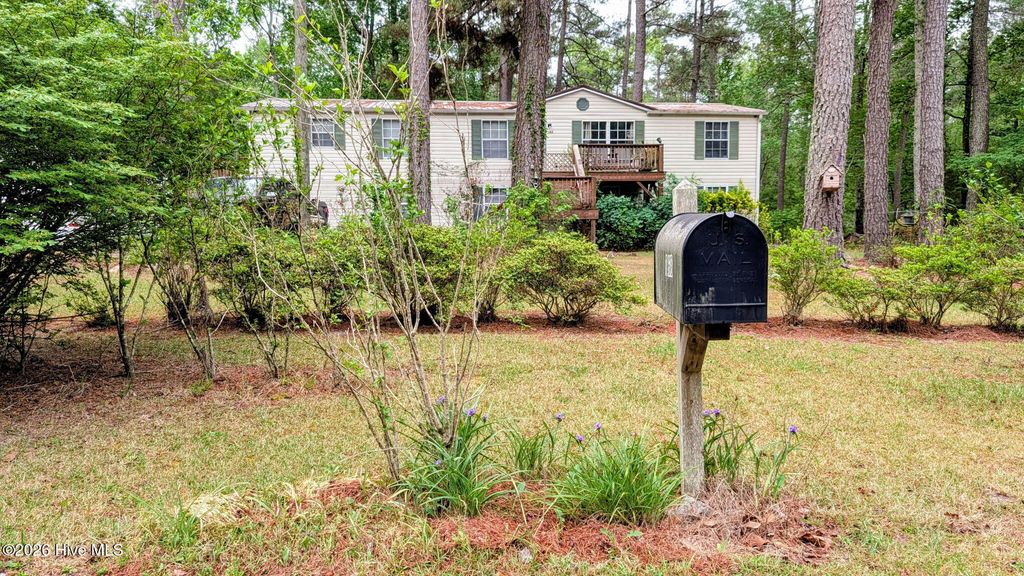 Photo of 168 Riverview Drive, Vass, NC 28394 (MLS # 100570998)
