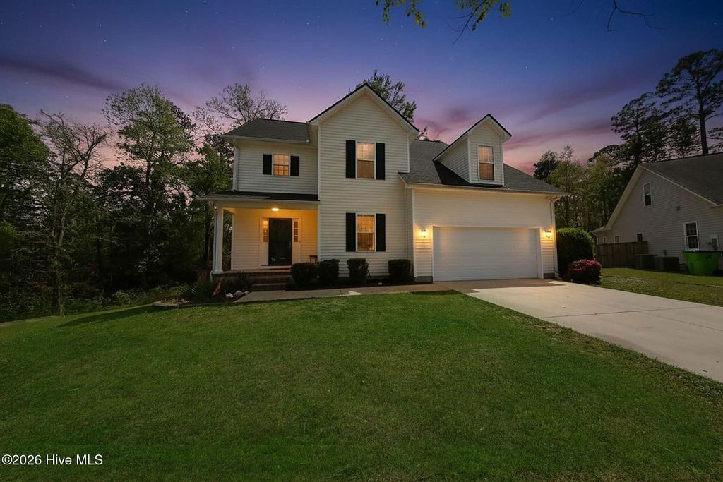 Photo of 318 Dove Field Court SE, Leland, NC 28451 (MLS # 100565311)