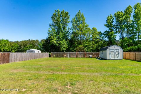 Tiny photo for 124 Waterford Way, Maysville, NC 28555 (MLS # 100568955)