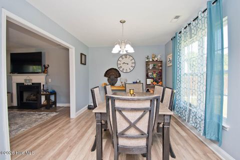 Tiny photo for 124 Waterford Way, Maysville, NC 28555 (MLS # 100568955)