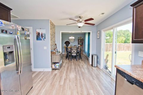 Tiny photo for 124 Waterford Way, Maysville, NC 28555 (MLS # 100568955)