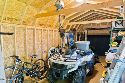 Tiny photo for 124 Waterford Way, Maysville, NC 28555 (MLS # 100568955)