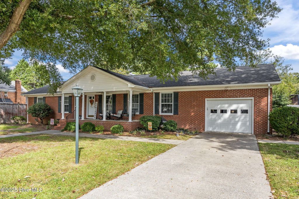 Photo of 320 Prince Road, Greenville, NC 27858 (MLS # 100528787)