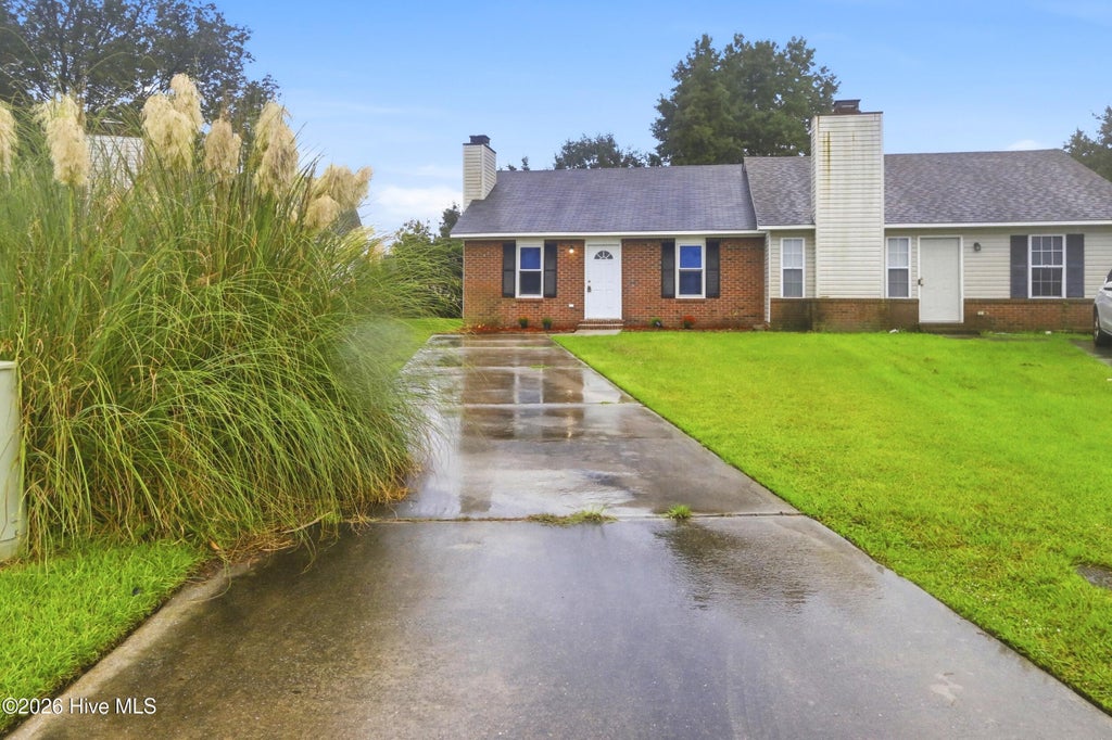 Photo of 125 Live Oak Court, Midway Park, NC 28544 (MLS # 100600244)