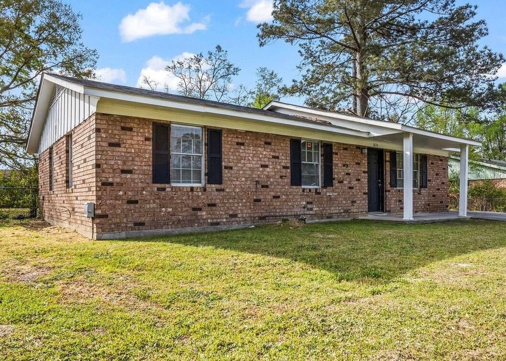 Photo of 3624 Rolling Meadows Drive, Augusta, GA 30906 (MLS # 553941)