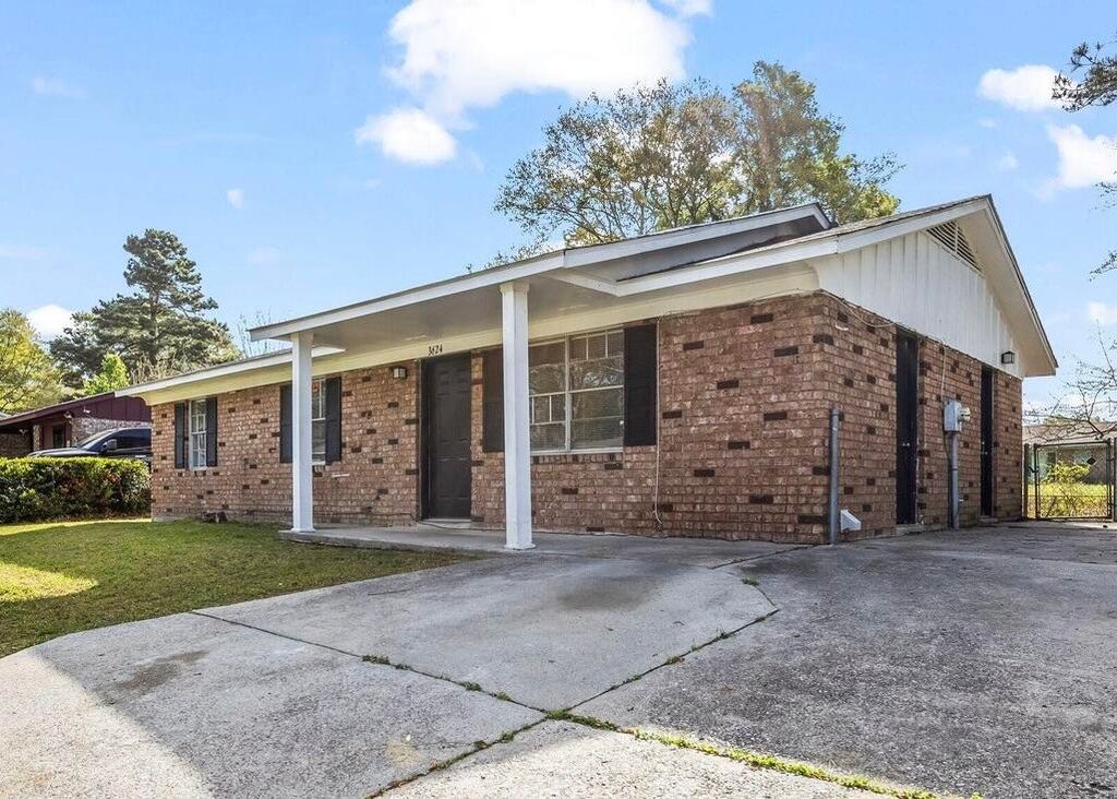 Photo of 3624 Rolling Meadows Drive, Augusta, GA 30906 (MLS # 553941)