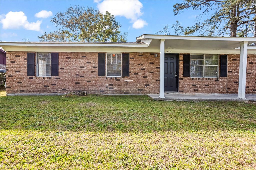 Photo of 3624 Rolling Meadows Drive, Augusta, GA 30906 (MLS # 553941)
