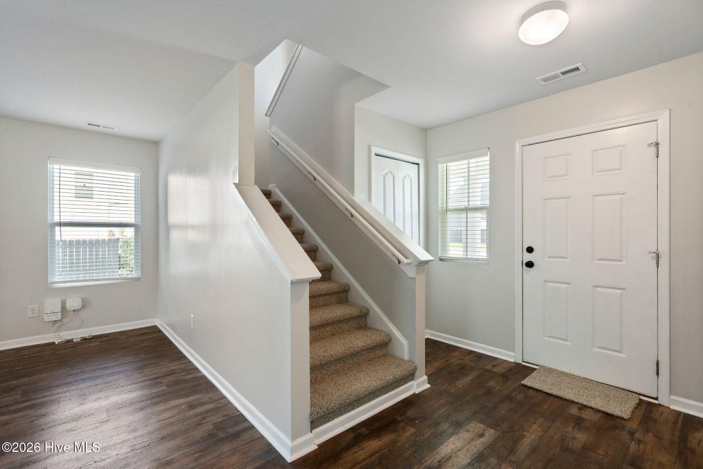 Photo of 1102 Farmhouse Lane, Jacksonville, NC 28546 (MLS # 100601077)