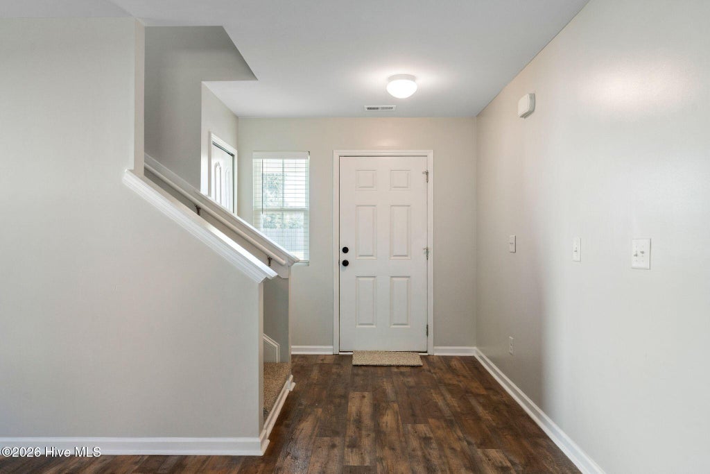 Photo of 1102 Farmhouse Lane, Jacksonville, NC 28546 (MLS # 100601077)