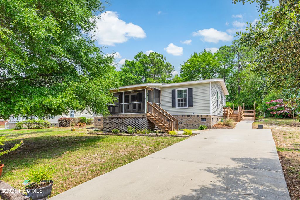 Photo of 3344 Marina Drive SE, Bolivia, NC 28422 (MLS # 100508775)