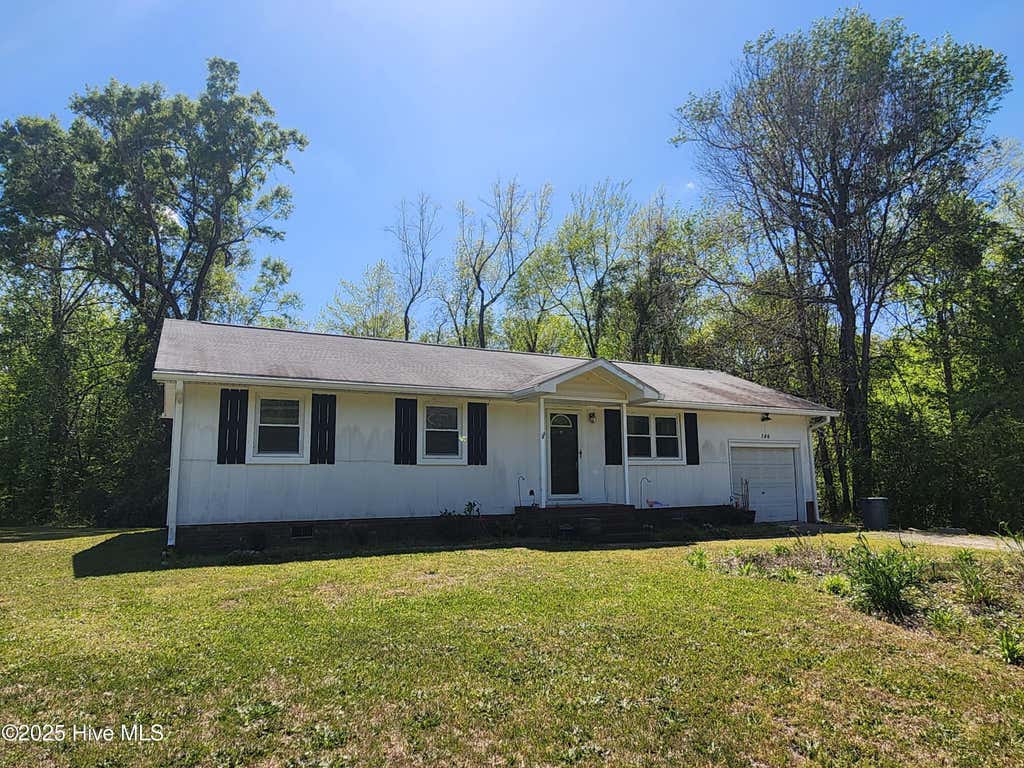 Photo of 186 Sand Ridge Road, Hubert, NC 28539 (MLS # 100579233)