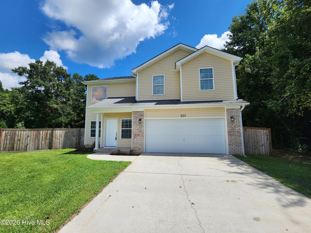 Photo of 511 Sunset Strip, Jacksonville, NC 28540 (MLS # 100600165)