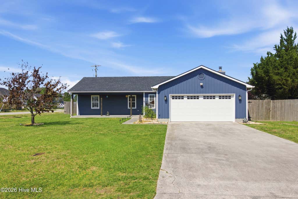 Photo of 426 Oregon Trail, Hubert, NC 28539 (MLS # 100588632)