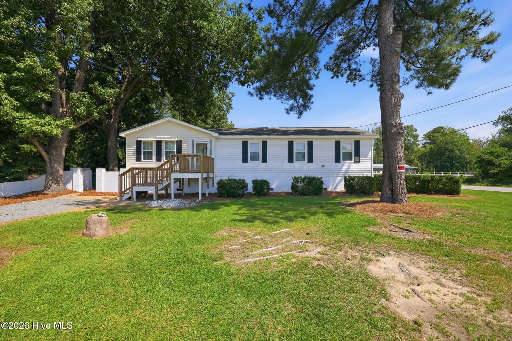Photo of 17 Old Fort Shores Road, Chocowinity, NC 27817 (MLS # 100601640)