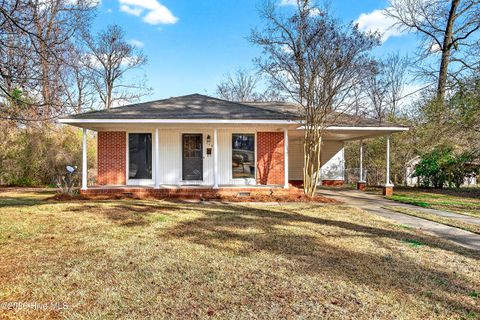 Photo of 119 Arthur Court, Jacksonville, NC 28546 (MLS # 100550516)
