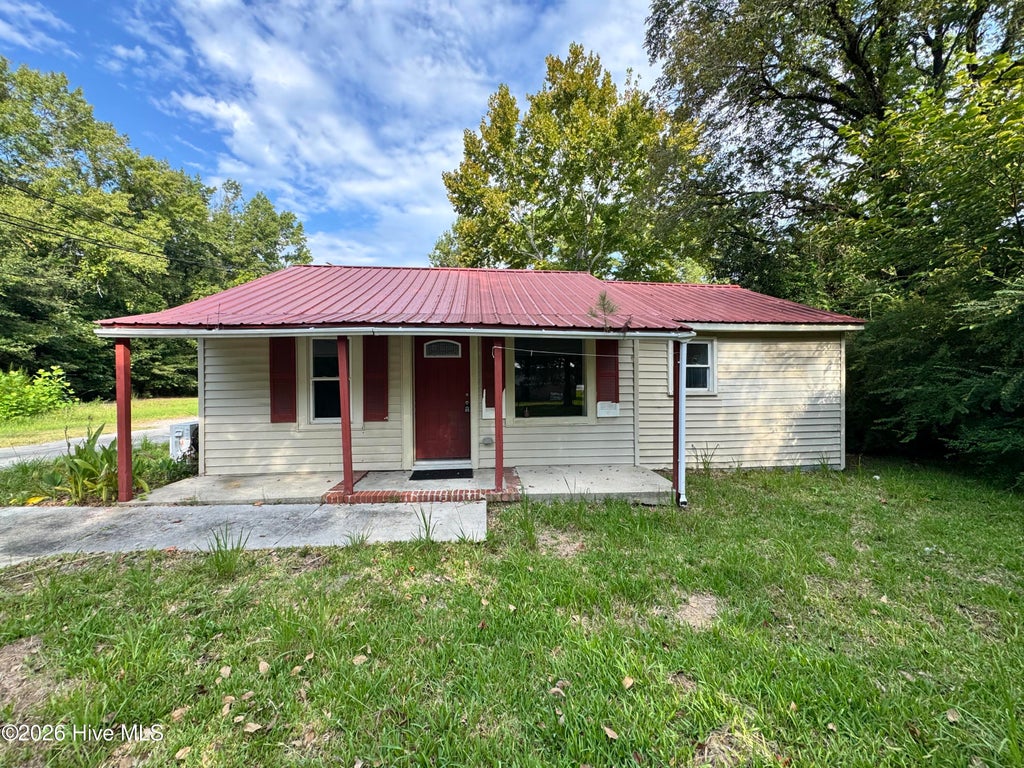 Photo of 1815 Hargett Street, Jacksonville, NC 28540 (MLS # 100605148)