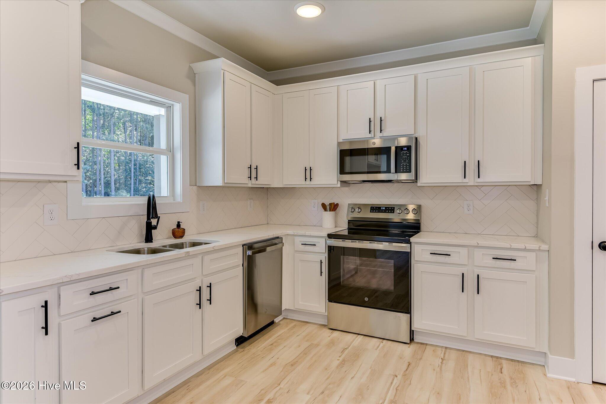 1165 Watersedge Cove