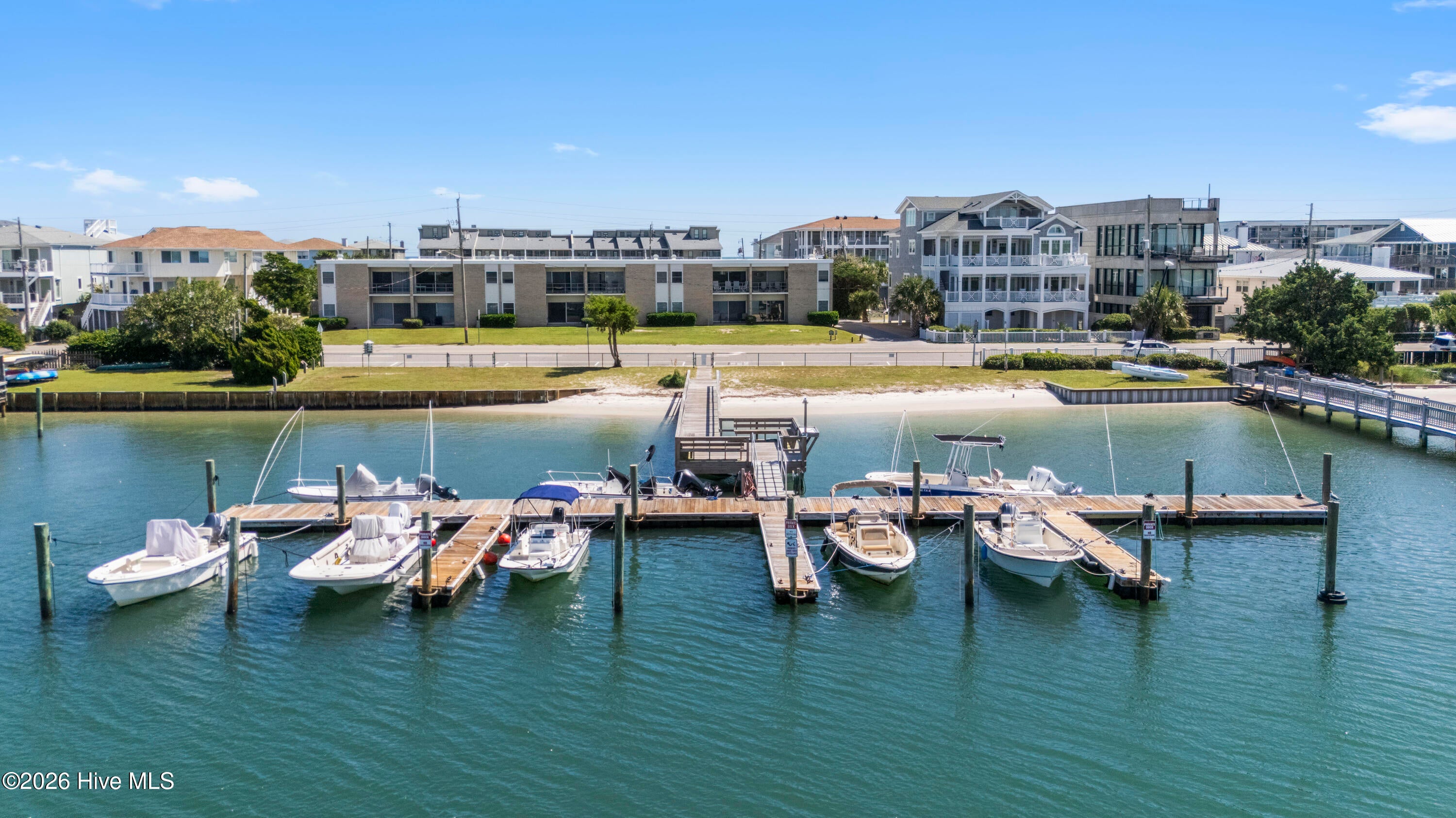 624 Waynick Boulevard Unit 101