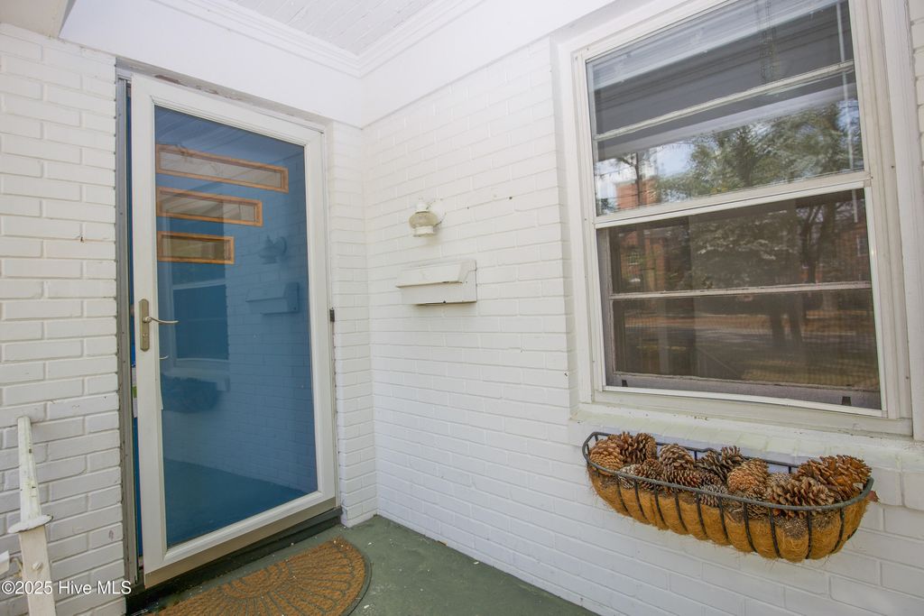 Photo of 264 E Indiana Avenue, Southern Pines, NC 28387 (MLS # 100498847)