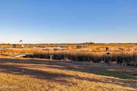 Tiny photo for 119 Sound View Drive N, Hampstead, NC 28443 (MLS # 100545827)